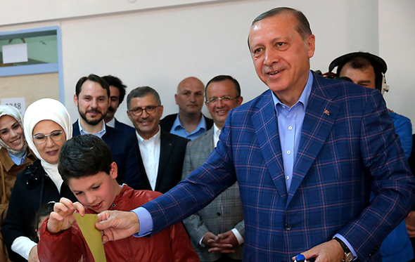 טורקיה משאל עם הנשיא ארדואן, צילום: רויטרס