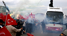 Demostrations in Turkey. Photo: Reuters