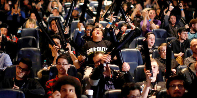 קהל נלהב באירוע גיימינג בארה"ב, צילום: רויטרס