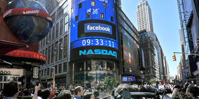 עליות בנעילה בוול סטריט: פייסבוק זינקה ב-9.1%, נאסד&quot;ק קפץ ב-1.6%