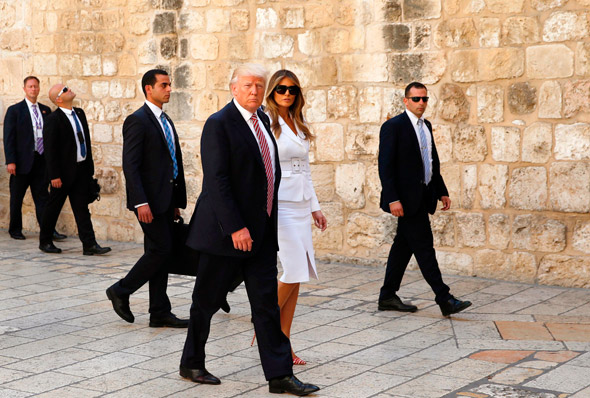 דונלד טראמפ ו מלניה טראמפ ב כותל המערבי ירושלים מאי 2017, צילום: איי אף פי