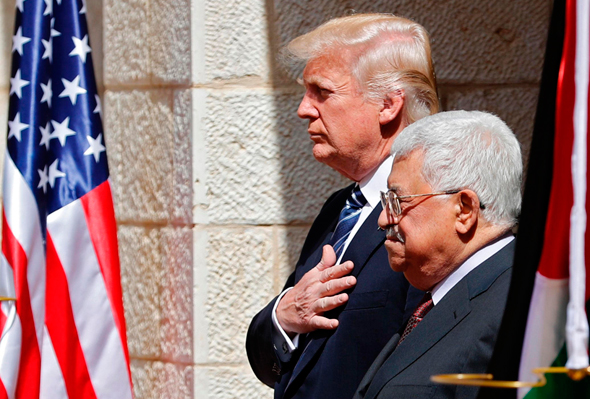 יו"ר הרשות הפלסטינית, אבו מאזן ונשיא ארה"ב דונלד טראמפ