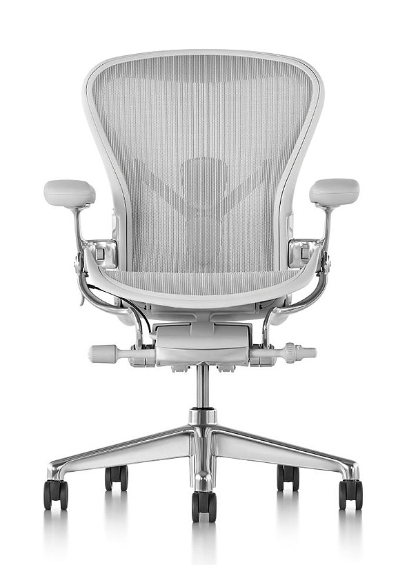 כיסא ה־Aeron. "הכיסא שיגרום לך להרגיש כמו מפקד ספינת חלל", על פי "ניו יורק מגזין"