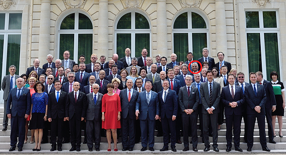 שר האוצר חתם בפריז על אמנה מולטילטרלית בנושא מיסוי לצד 60 שרי אוצר ממדינות שונות ב-OECD