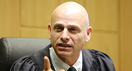 נשיא בית המשפט המחוזי בת"א השופט איתן אורנשטיין
