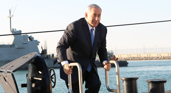 ראש הממשלה, בנימין נתניהו, על הצוללת אח"י רהב של טיסנקרופ