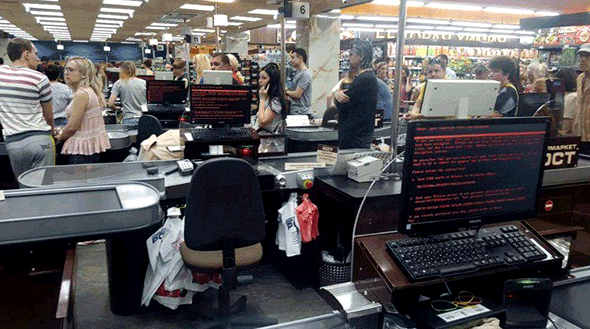 מחשבים משותקים בסופרמרקט באוקראינה