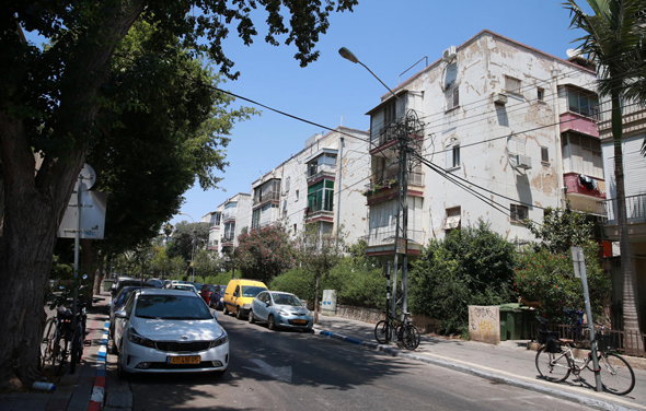 רחוב יהושע בן נון פינת בזל, תל אביב