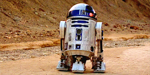 הרובוט R2-D2 מ&quot;מלחמת הכוכבים&quot; נמכר ב-2.8 מיליון דולר