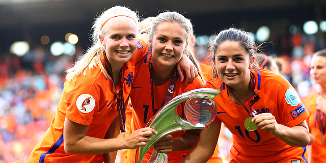 בדרך לשיוויון: התאחדות הכדורגל ההולנדית תעלה את שכר השחקניות 