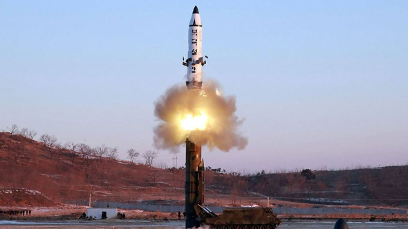 שיגור טיל של צפון קוריאה, צילום: איי אף פי
