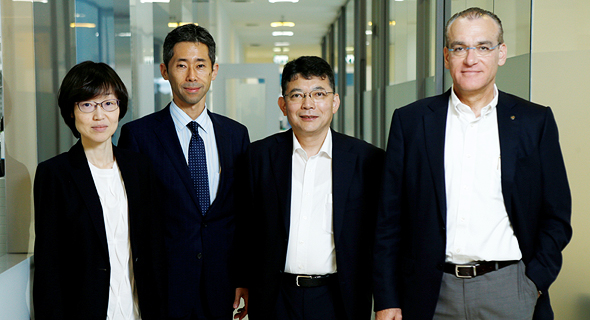NeuroDerm CEO Oded Lieberman with Mitsubishi Tanabe representatives