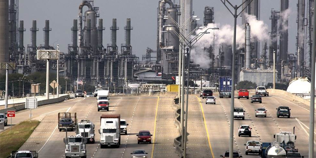 בית זיקוק נפט Shell טקסס, צילום: David J. Phillip
