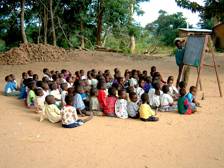 כיתה במאלווי, צילום: rippleafrica