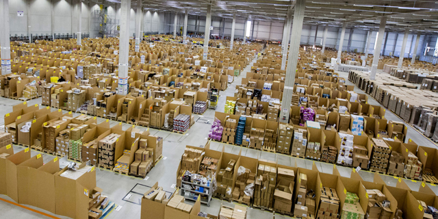 Israeli Mall Operators Slump on News of Amazon’s Local Ambitions