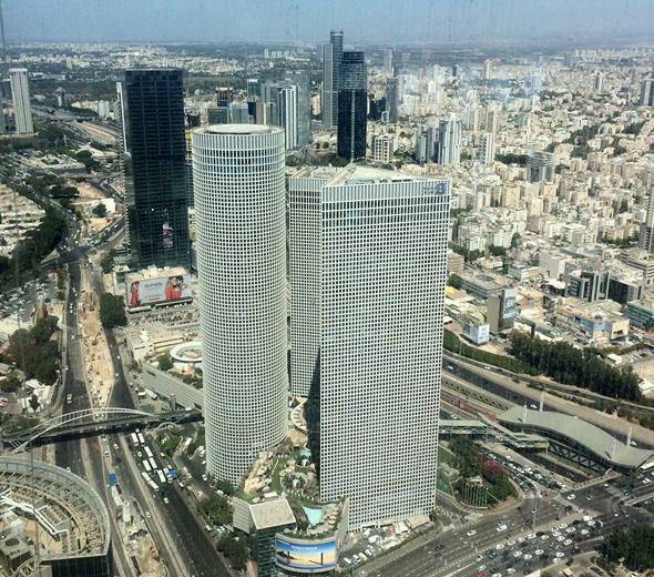 The Azrieli towers in Tel Aviv. Photo: Noa Kessler
