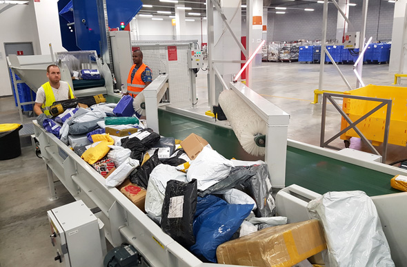 Israel Post. Photo: Orel Cohen Israel Post. Photo: Orel Cohen