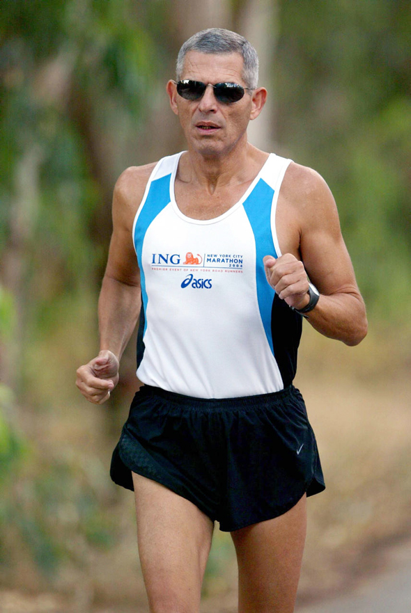 חרל"פ מתאמן בריצה. "אני רץ 10 קילומטרים שלוש פעמים בשבוע", צילום: אוראל כהן