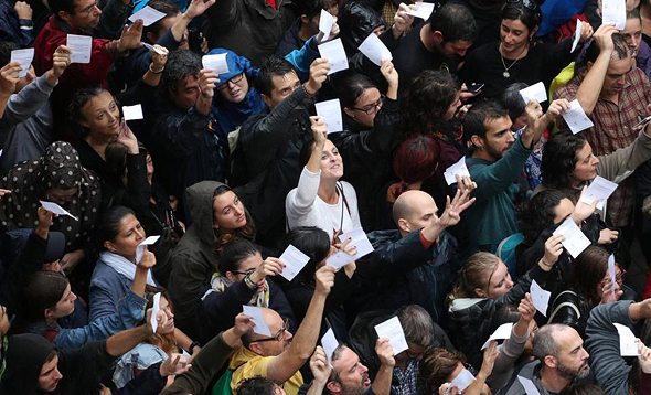 העימותים בברצלונה, צילום: רויטרס