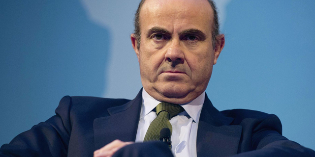 שר הכלכלה הספרדי: &quot;הקמת תאגיד בנקאות היתה טעות&quot;