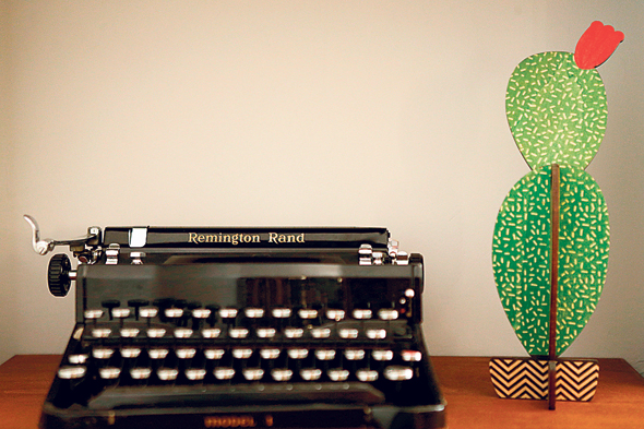 מכונת כתיבה של רמינגטון שסולודקין הזמין לסחרוב ליום הולדתה, צילום: עמית שעל