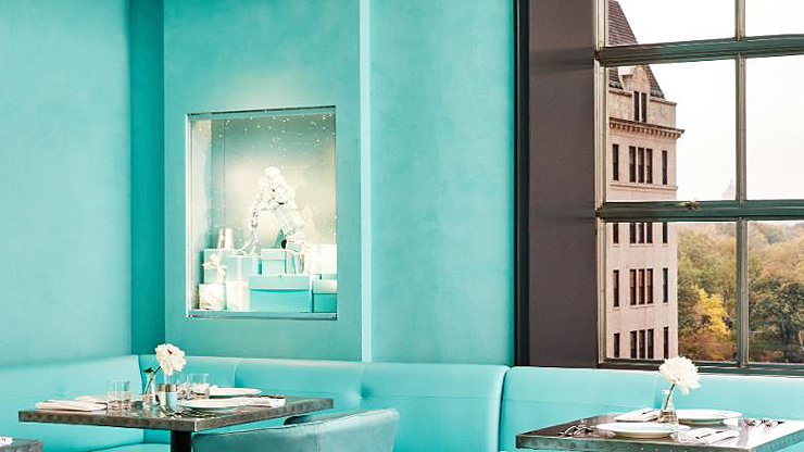 בית הקפה מעוצב בצבע הכחול המזוהה עם חברת התכשיטים, צילום: Tiffany
