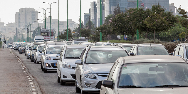 Since 2000, The Number of Vehicles on Israeli Roads Nearly Doubled 