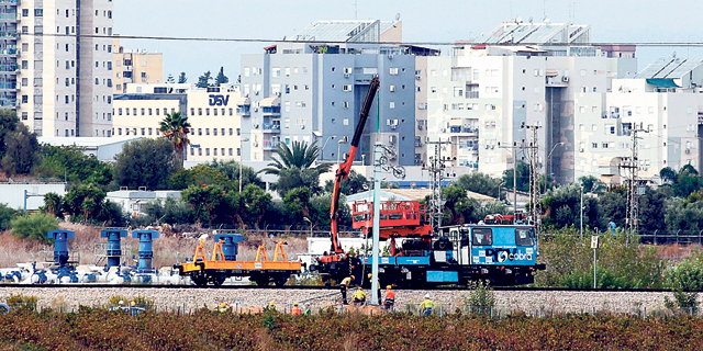 עבודות תחזוקה ברכבת ישראל בשבת, צילום: יריב כץ