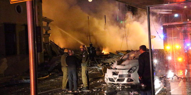 3 הרוגים בפיצוץ ביפו: &quot;המבנה קרס לחלוטין, מכוניות התהפכו&quot;