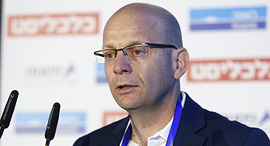 Koby Haber, head of Leumi’s corporate and commercial division. Photo: Amit Sha'al