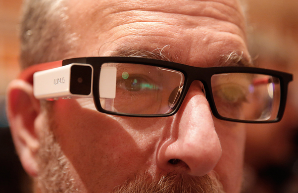 Lumus AR glasses. Photo: Bloomberg