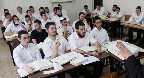 Ultra-Orthodox students, Israel. Photo: Shaul Golan