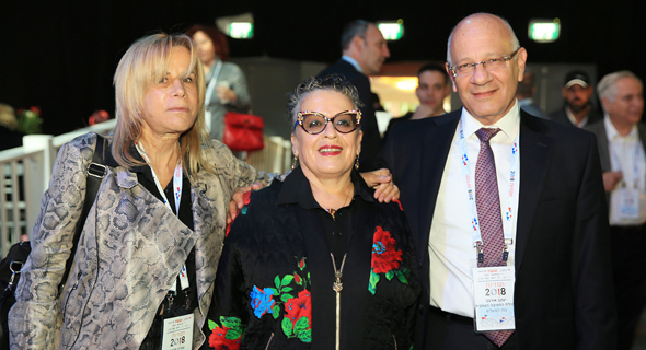 מימין: יעקב אורבך, חנה פריזן ועופרה פרויס, צילום: אוראל כהן