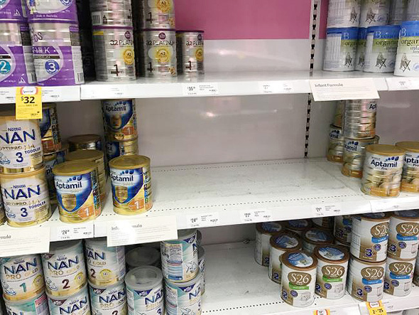 מחסור בתחליפי חלב באוסטרליה כתוצאה מהקניות של הדאי גואו, צילום: Jessica Hook