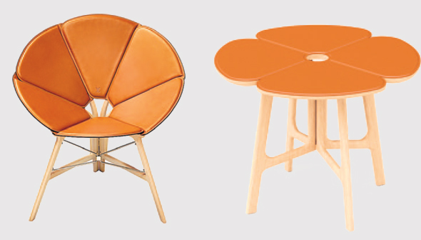 כיסא מתקפל ושולחן קפה מתוך “קונצרטינה" שיצרו ללואי ויטון , צילום: תומי הרפז