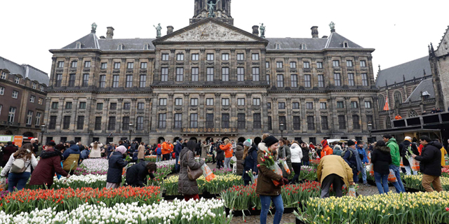אמסטרדם מובילה מרד אירופי נגד משכירי דירות ב־Airbnb