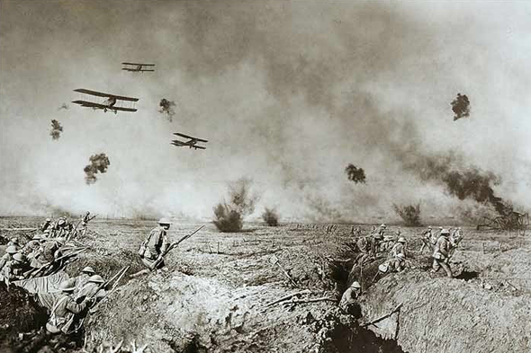 מטוסי צילום ותקיפה מעל שדה קרב במלחמת העולם הראשונה
