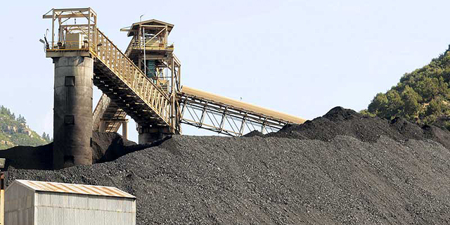 נלחמים בזיהום הסביבה: 35 חברות ביטוח בינלאומיות הפסיקו לבטח מכרות פחם 