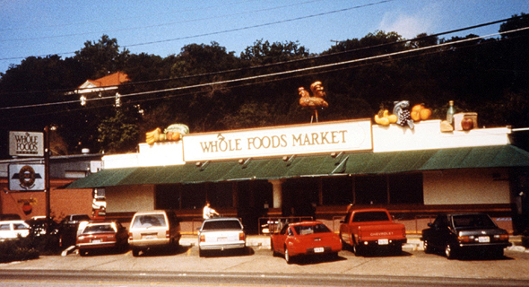 ייעוד: Whole Foods. "כשמכולת אורגנית בטקסס נהרסה בשיטפונות ב־1981, הלקוחות סייעו לה כי היה לה מקום גדול בחייהם, והיא נהפכה לרשת ענקית. כשצרכנים רואים שלחברה יש ייעוד זה מושך אותם ומועיל לה", צילום: whole foods