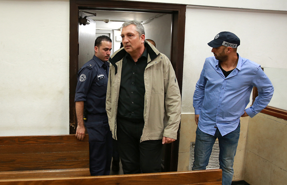ניר חפץ בית המשפט פרשת בזק, צילום: אוראל כהן