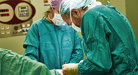Surgery (illustration). Photo: Engin­_Akyurt/Pixabay