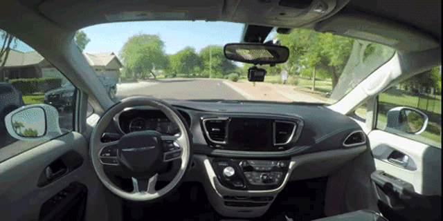 מלכודת הרכב האוטונומי: כשהחדשנות דורסת את הבטיחות 