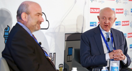 Nir Lampert in conversation with James Woolsey. Photo: Orel Cohen