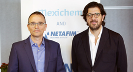 Left to right: Ran Maidan and Daniel Martínez-Valle. Photo: Dror Sitacol