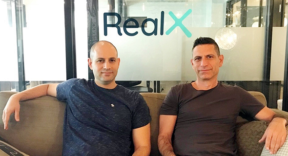 מימין: שי שפיגלבלט ואביב גרטן, מייסדי Realx