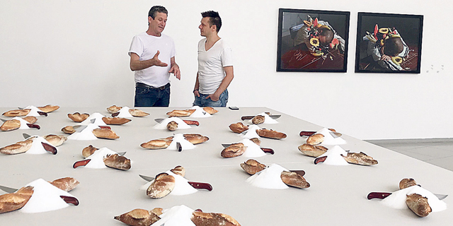 הלחם מככב במיצג החדש של האמן הרומני מירצ&#39;ה קנטור בישראל