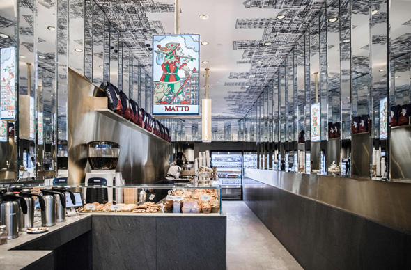 רשת בתי הקפה Matto בניו יורק שעיצב מייטליס. המחירים קופיקס, העיצוב פראדה