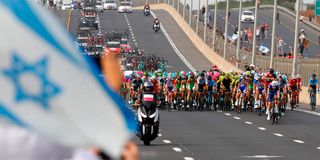 Canadian Billionaire Who Brought Giro d’Italia to Israel Signals Next Target