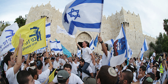 עיריית ירושלים והמדינה יממנו את מצעד הדגלים 