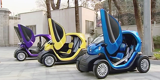איראן מציגה: מכונית חשמלית